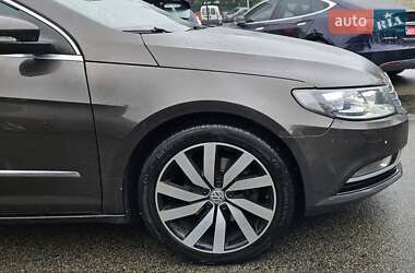 Купе Volkswagen CC / Passat CC 2012 в 
