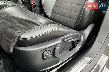 Купе Volkswagen CC / Passat CC 2013 в 
