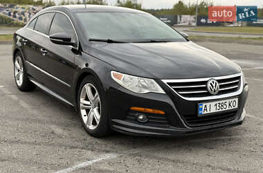 Купе Volkswagen CC / Passat CC 2010 в Києві