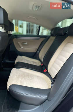 Купе Volkswagen CC / Passat CC 2013 в 