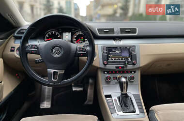 Купе Volkswagen CC / Passat CC 2013 в 