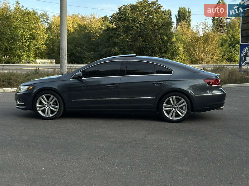 Купе Volkswagen CC / Passat CC 2012 в Днепре