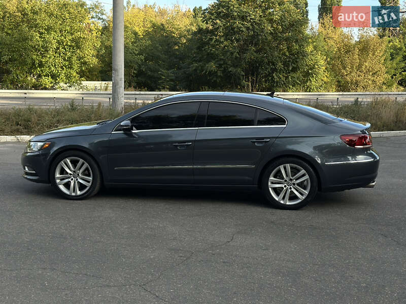 Купе Volkswagen CC / Passat CC 2012 в Днепре