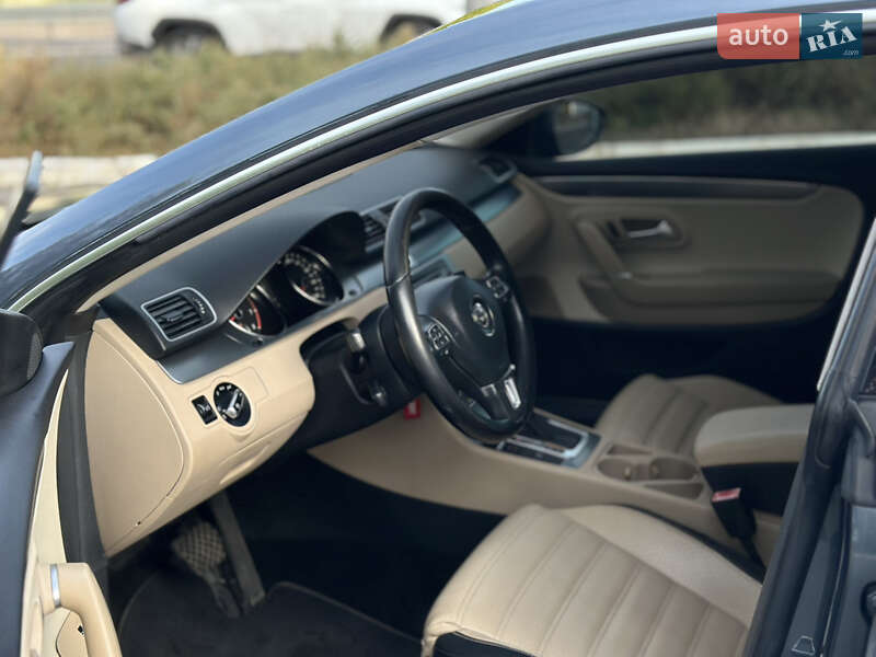 Купе Volkswagen CC / Passat CC 2012 в Днепре