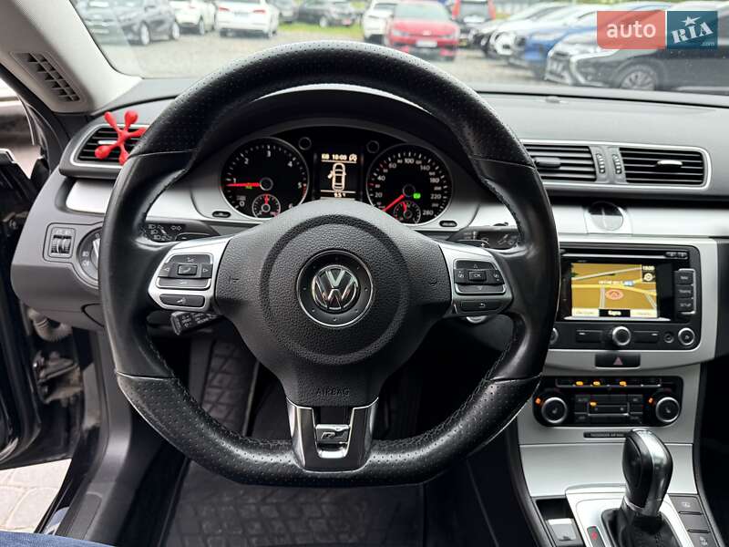 Купе Volkswagen CC / Passat CC 2011 в Вінниці