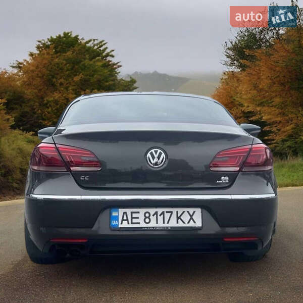 Купе Volkswagen CC / Passat CC 2012 в Киеве