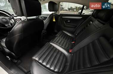 Купе Volkswagen CC / Passat CC 2013 в 