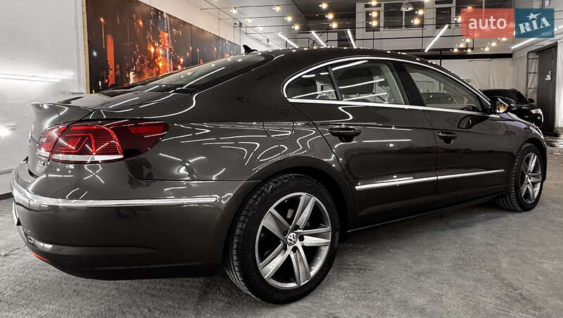 Купе Volkswagen CC / Passat CC 2013 в Виннице