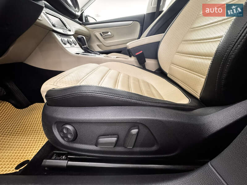 Купе Volkswagen CC / Passat CC 2013 в Виннице