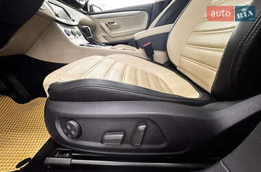 Купе Volkswagen CC / Passat CC 2013 в 