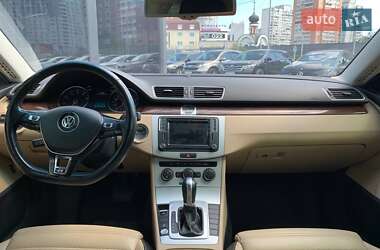 Купе Volkswagen CC / Passat CC 2016 в 