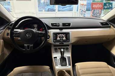 Купе Volkswagen CC / Passat CC 2015 в 