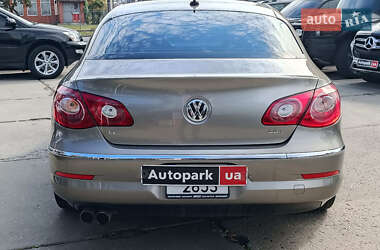 Купе Volkswagen CC / Passat CC 2011 в 