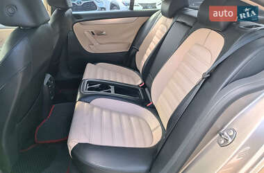 Купе Volkswagen CC / Passat CC 2011 в 