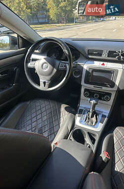 Купе Volkswagen CC / Passat CC 2009 в 