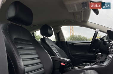 Купе Volkswagen CC / Passat CC 2012 в 