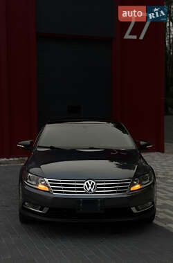 Купе Volkswagen CC / Passat CC 2013 в 
