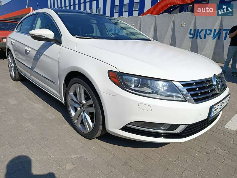 Купе Volkswagen CC / Passat CC 2014 в Николаеве