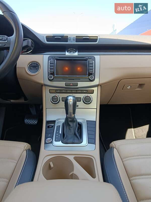 Купе Volkswagen CC / Passat CC 2014 в Николаеве