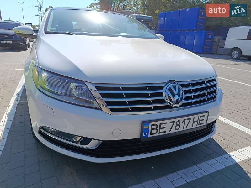 Купе Volkswagen CC / Passat CC 2014 в Николаеве