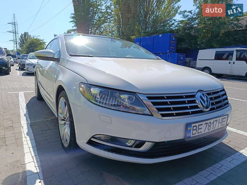 Купе Volkswagen CC / Passat CC 2014 в Николаеве