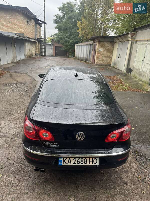 Купе Volkswagen CC / Passat CC 2011 в Киеве