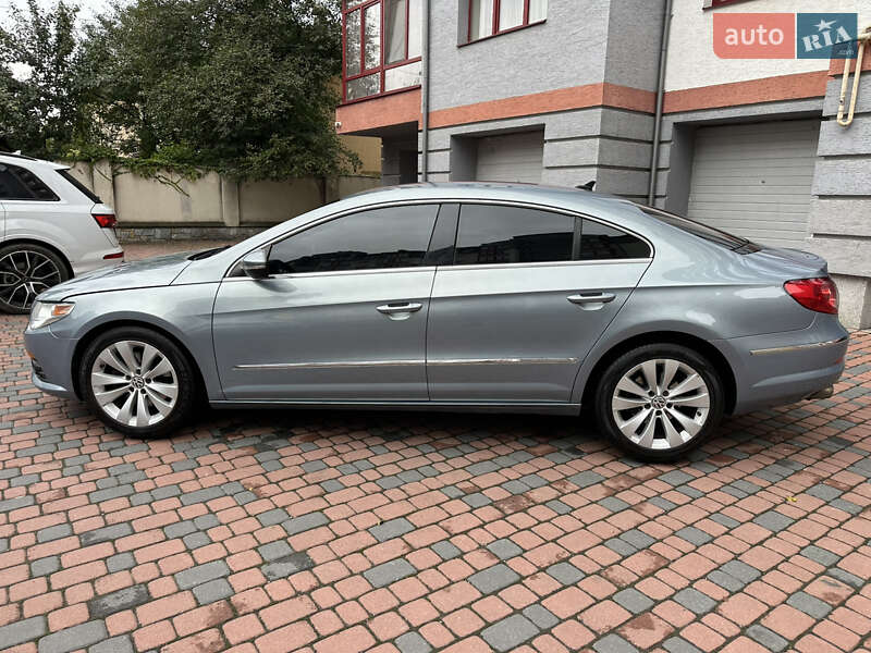 Купе Volkswagen CC / Passat CC 2010 в Івано-Франківську