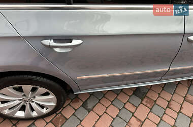 Купе Volkswagen CC / Passat CC 2010 в 
