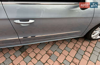 Купе Volkswagen CC / Passat CC 2010 в 