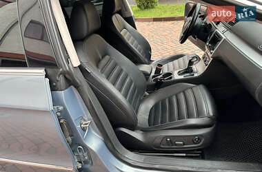 Купе Volkswagen CC / Passat CC 2010 в 