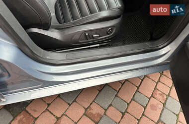 Купе Volkswagen CC / Passat CC 2010 в 