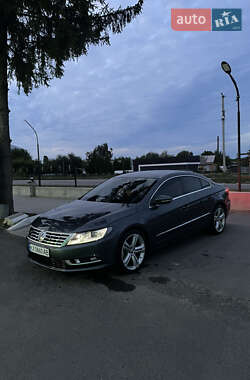 Купе Volkswagen CC / Passat CC 2012 в Киеве