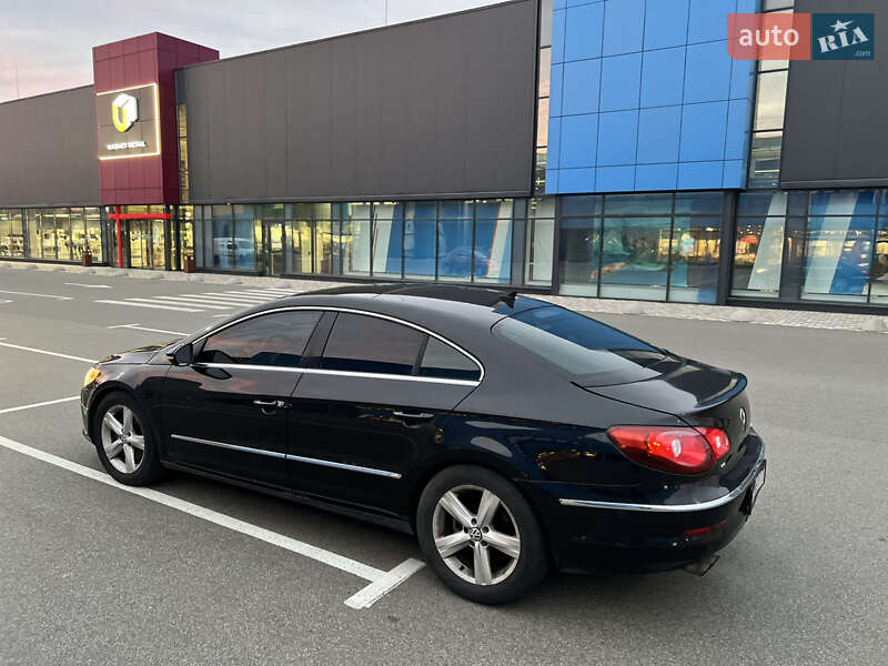 Купе Volkswagen CC / Passat CC 2010 в Киеве