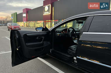 Купе Volkswagen CC / Passat CC 2010 в 