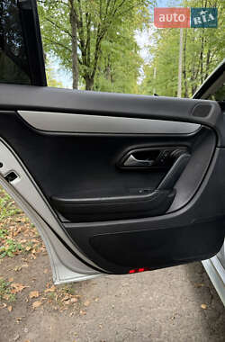 Купе Volkswagen CC / Passat CC 2014 в 