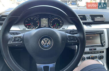 Купе Volkswagen CC / Passat CC 2013 в 
