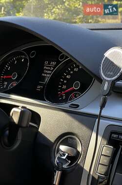 Купе Volkswagen CC / Passat CC 2011 в 