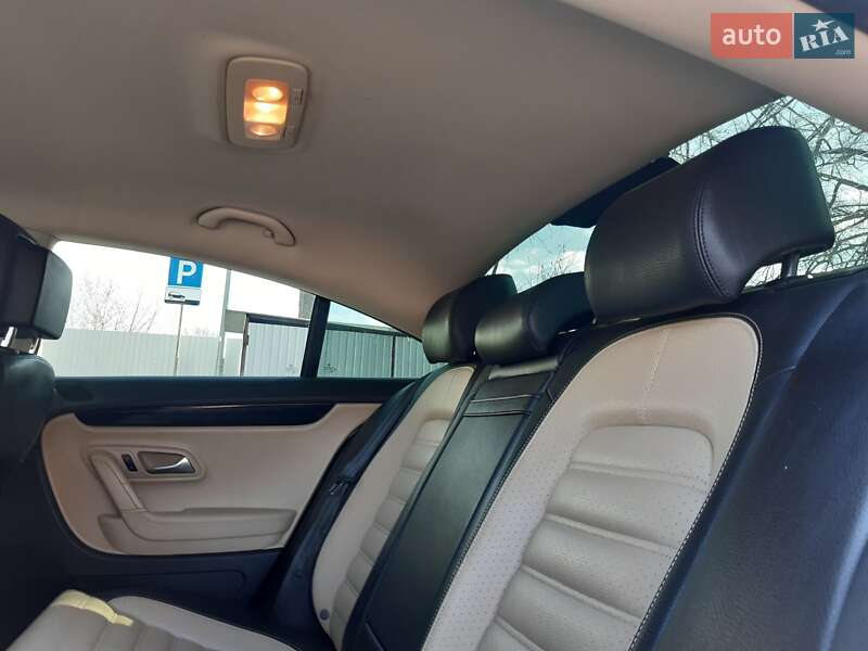 Купе Volkswagen CC / Passat CC 2012 в Херсоне