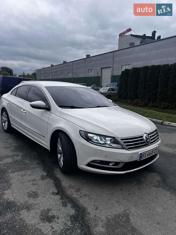 Купе Volkswagen CC / Passat CC 2012 в 
