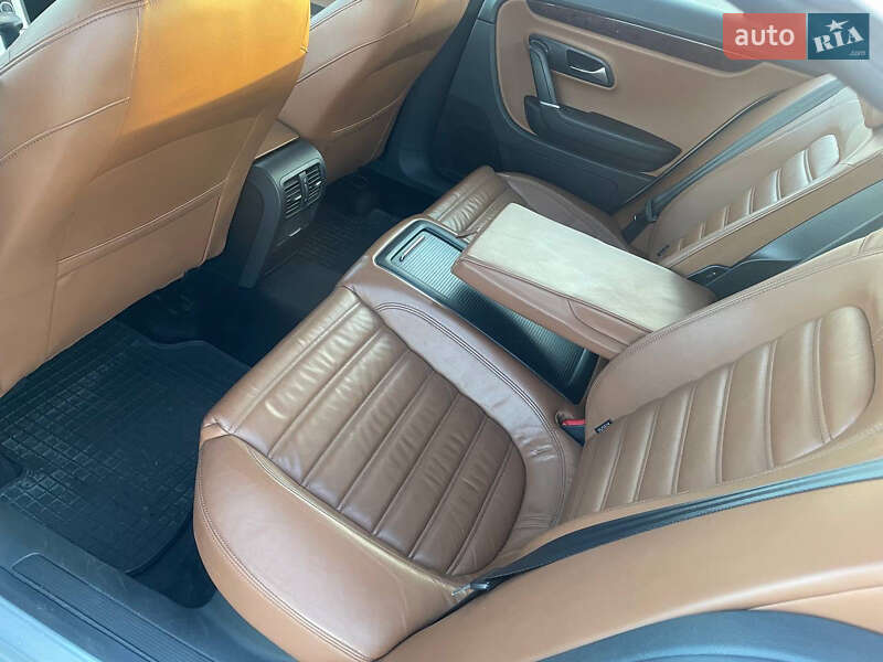 Купе Volkswagen CC / Passat CC 2009 в Львове фото 17 Купе Volkswagen CC / Passat CC 2009 в Львове