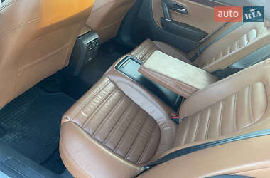 Купе Volkswagen CC / Passat CC 2009 в 