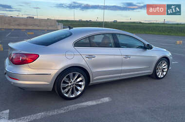 Купе Volkswagen CC / Passat CC 2009 в 