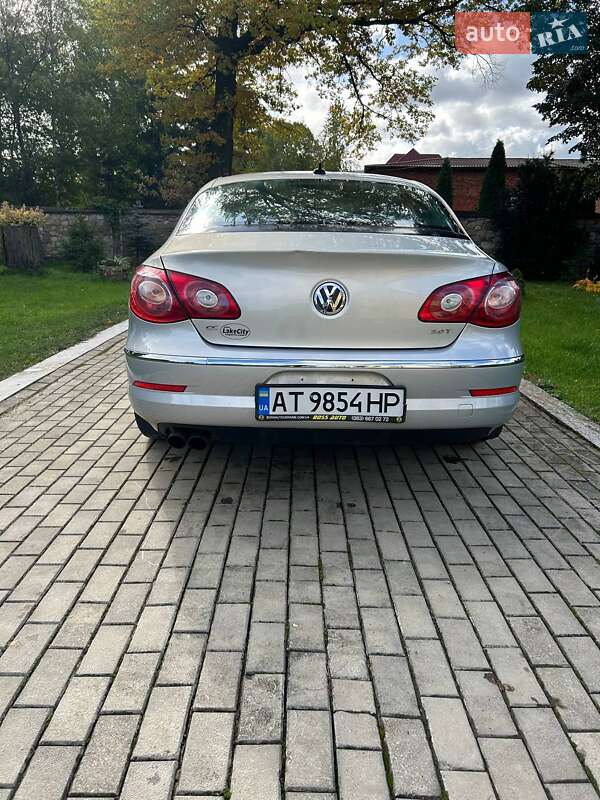 Купе Volkswagen CC / Passat CC 2010 в Ивано-Франковске