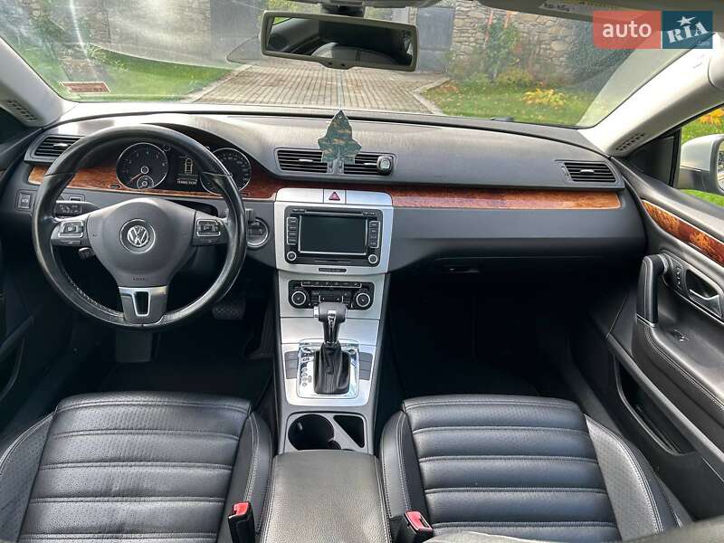 Купе Volkswagen CC / Passat CC 2010 в Ивано-Франковске