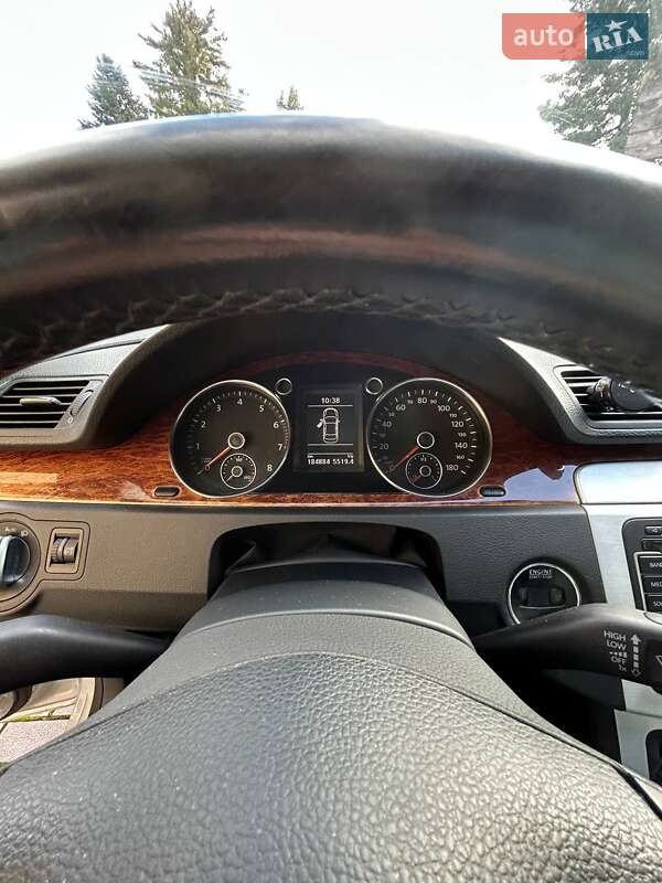 Купе Volkswagen CC / Passat CC 2010 в Ивано-Франковске