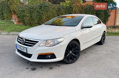 Купе Volkswagen CC / Passat CC 2010 в Виннице