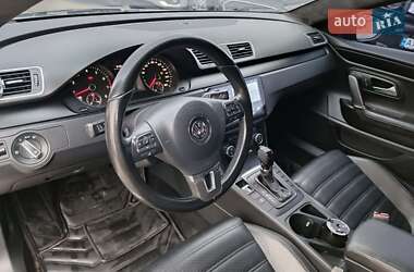 Купе Volkswagen CC / Passat CC 2012 в 