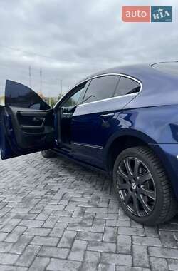 Купе Volkswagen CC / Passat CC 2010 в 