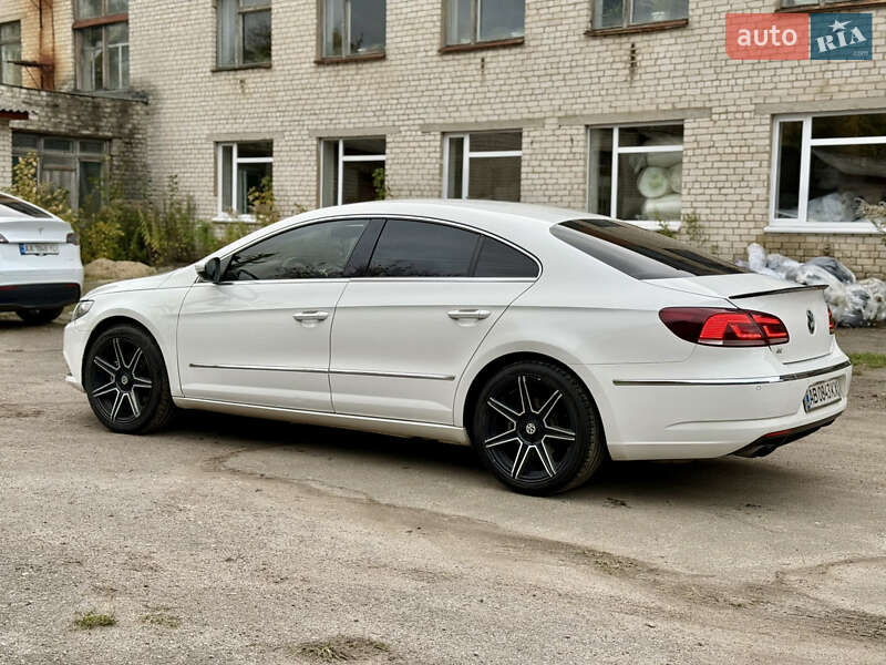 Купе Volkswagen CC / Passat CC 2013 в Радомышле