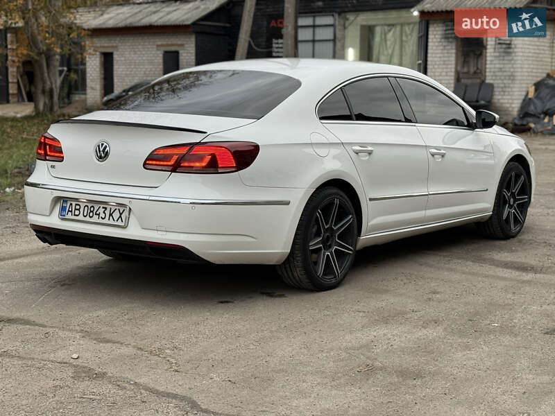 Купе Volkswagen CC / Passat CC 2013 в Радомышле